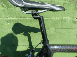 Bicicleta de carbono BH (no incluye ruedas Mavic)