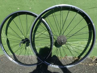 Bicicleta de carbono BH (no incluye ruedas Mavic)