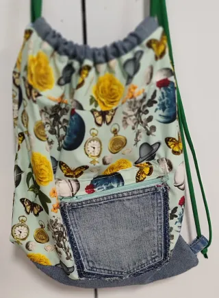 Mochila de cuerdas artesanal multicolor