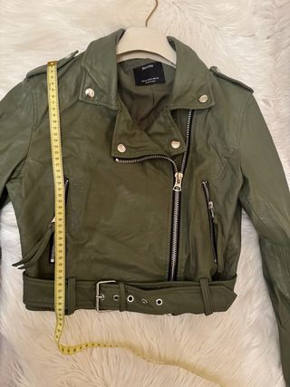 Cazadora Biker Verde Militar Bershka Talla M