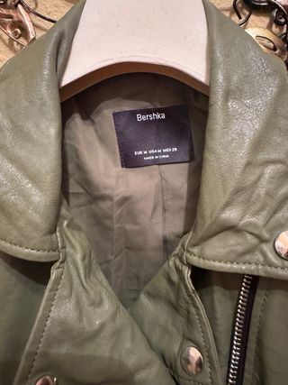 Cazadora Biker Verde Militar Bershka Talla M
