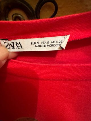 Camiseta Zara gráfica mujer talla S