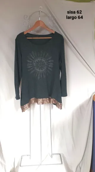 Jersey verde con lentejuelas