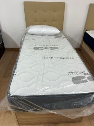 Canapé abatible y colchón