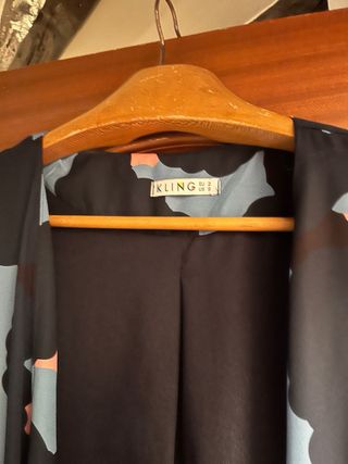 Vestido Kling floral azul y rosa