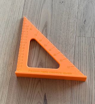 Escuadra de carpintero métrica naranja