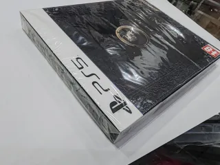 Resident Evil Village Steelbook PS5