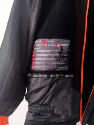 12€Abrigo BORIKEN Talla 16 Negro/Naranja