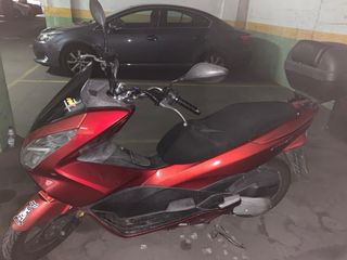 Honda PCX 125 Roja