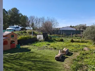 Terreno rustico con casetas