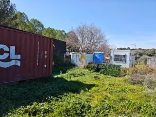 Terreno rustico con casetas