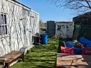 Terreno rustico con casetas