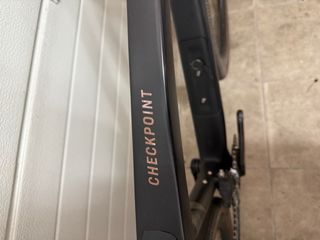 Trek checkpoint talla 52