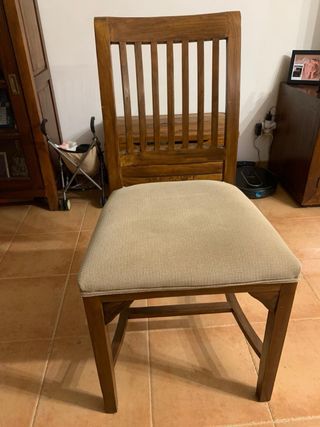 Mesa extensible madera Teka Banak + 4 sillas