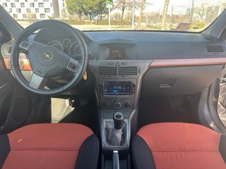 Opel Astra 2005