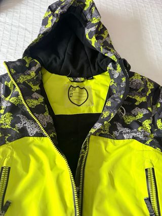 Chaqueta y peto ski niño T4-6. Impecables