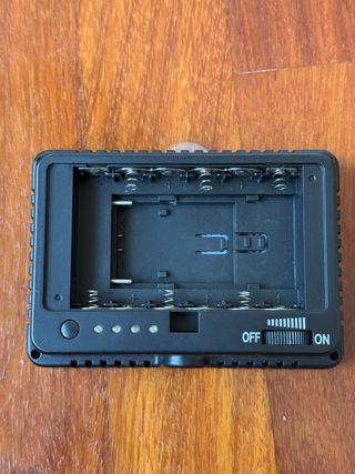 Luz LED Neewer con filtros