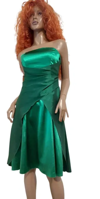 Vestito svasato verde senza spalline