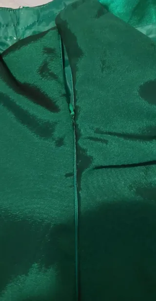 Vestito svasato verde senza spalline