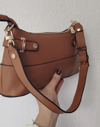 Bolso Guess Marrón Dorado dos usos