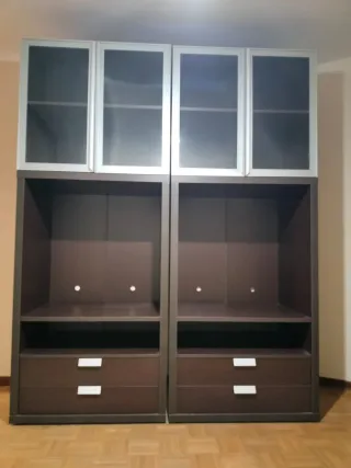Armario modular. Oficina, salón o habitación.