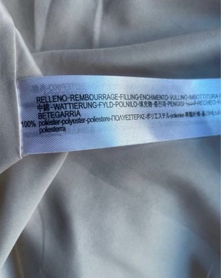 Chaleco Zara Beige con Capucha