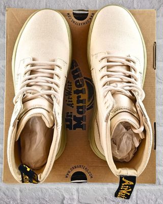Dr Martens Combs lona Parchment mujer 38 nuevas
