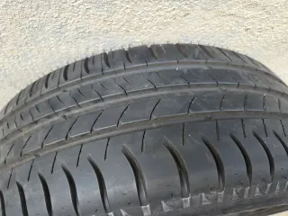 Neumático 195/55 R15 michelín nuevo