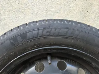 Neumático 195/55 R15 michelín nuevo