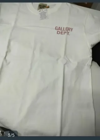 Camiseta Gallery Dept. Negra