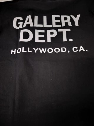 Camiseta Gallery Dept. Negra