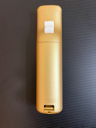 Mando Wiimote Wii Zelda dorado Skyward Sword