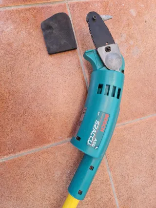 Motosierra Bosch 52ACCU 12V + Batería