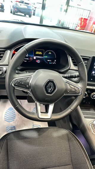 Renault Captur E-TECH PLUG-IN