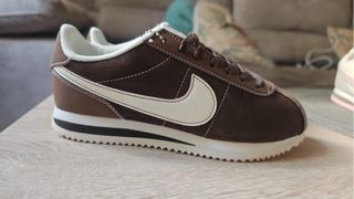 Nike Cortez SE Marrón Blanco