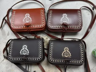 Bolsos bordados Virgen de la Cabeza