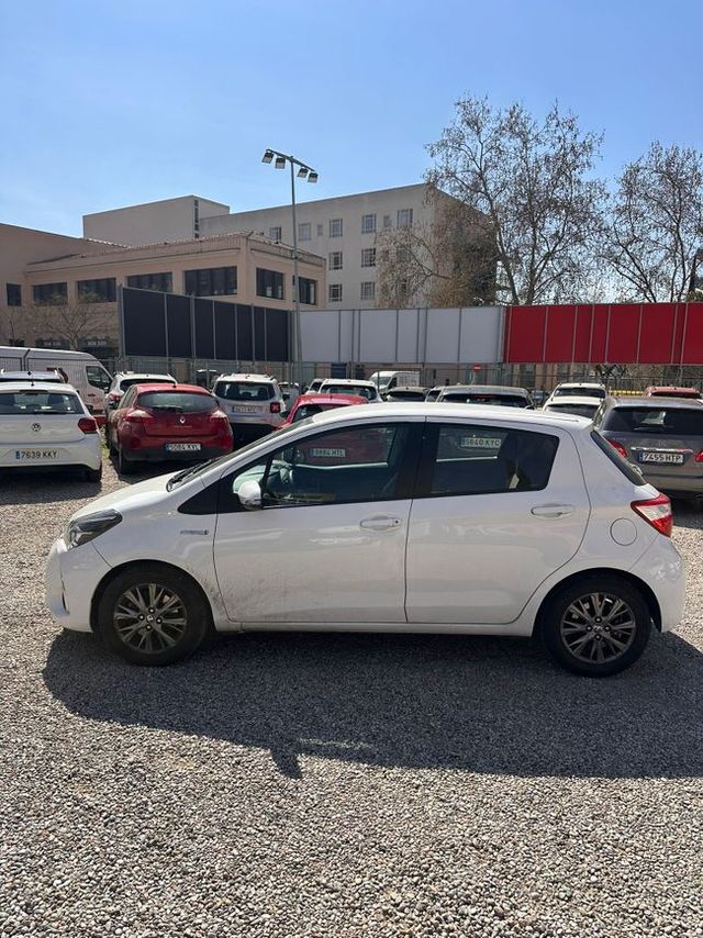 Toyota Yaris 1.5 Hybrid Active