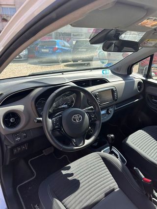 Toyota Yaris 1.5 Hybrid Active