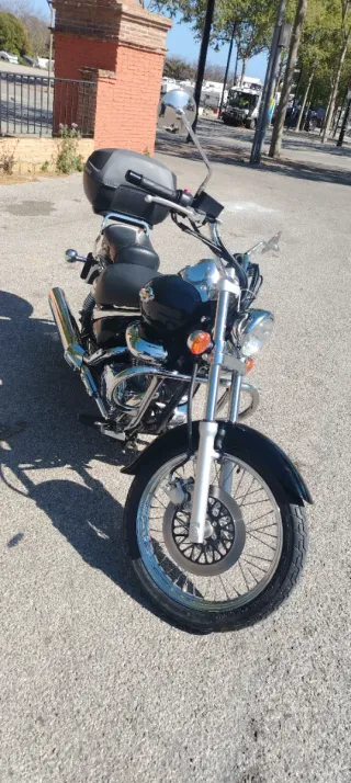 Suzuki Intruder 250cc ¡SOLO 500 KILÓMETROS!