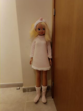 Muñeca grande para niña