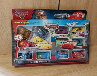 Caja 12 coches Cars Rayo McQueen
