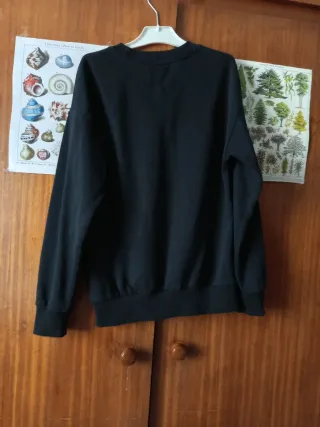 Sudadera Negra letras