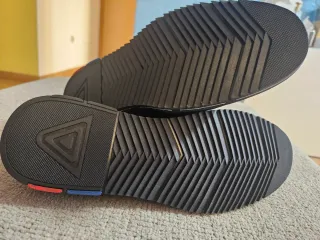 Zapatillas BMW Talla 44 Negras y Azules