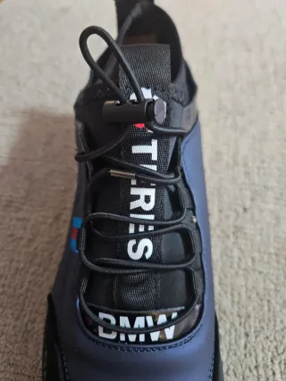 Zapatillas BMW Talla 44 Negras y Azules