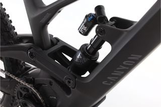 Canyon Torque:ON CF 8 (ebike) t.XL Reacondicionada