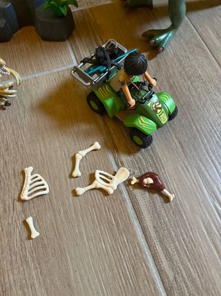 Playmobil Dinosauro, Veicolo e Albero