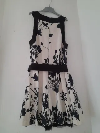 Vestido fiesta beige y negro floral