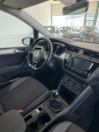 Volkswagen Touran 2016