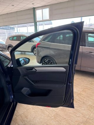 Volkswagen Touran 2016