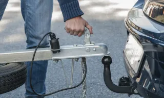 Bola de remolque con cableado y numeración